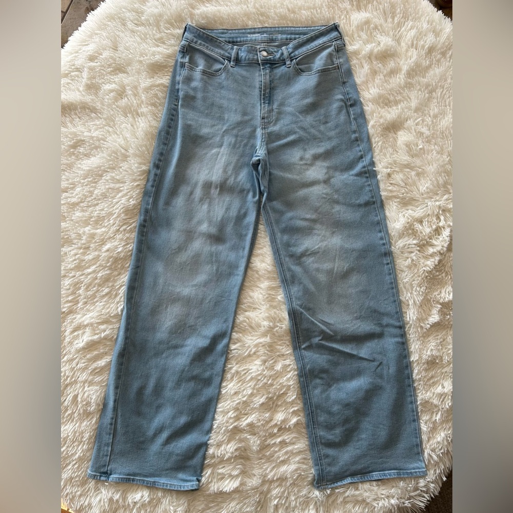 Old Navy | High-Waisted Wow Wide-Leg Jeans - Picture 3 of 9